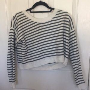 STRIPED SWEATER